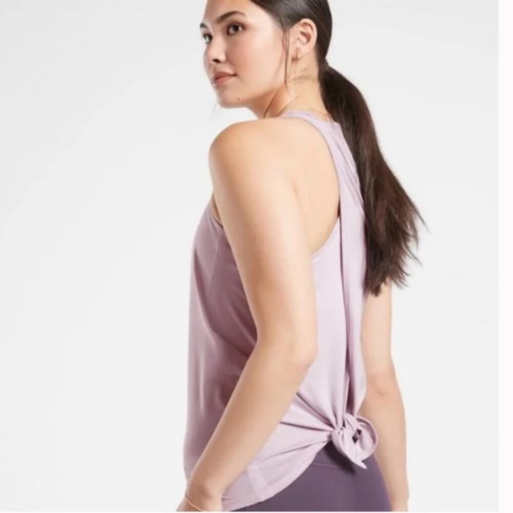 Athleta Essence Tie Back Tank